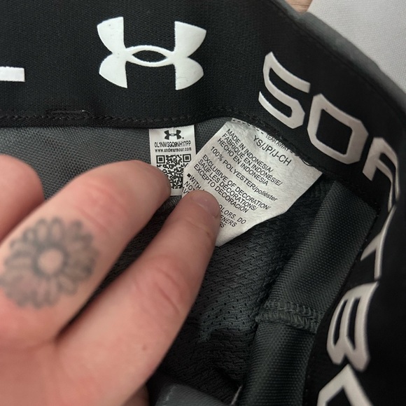 Under Armour girls softball pants x2 small - Picture 5 of 8